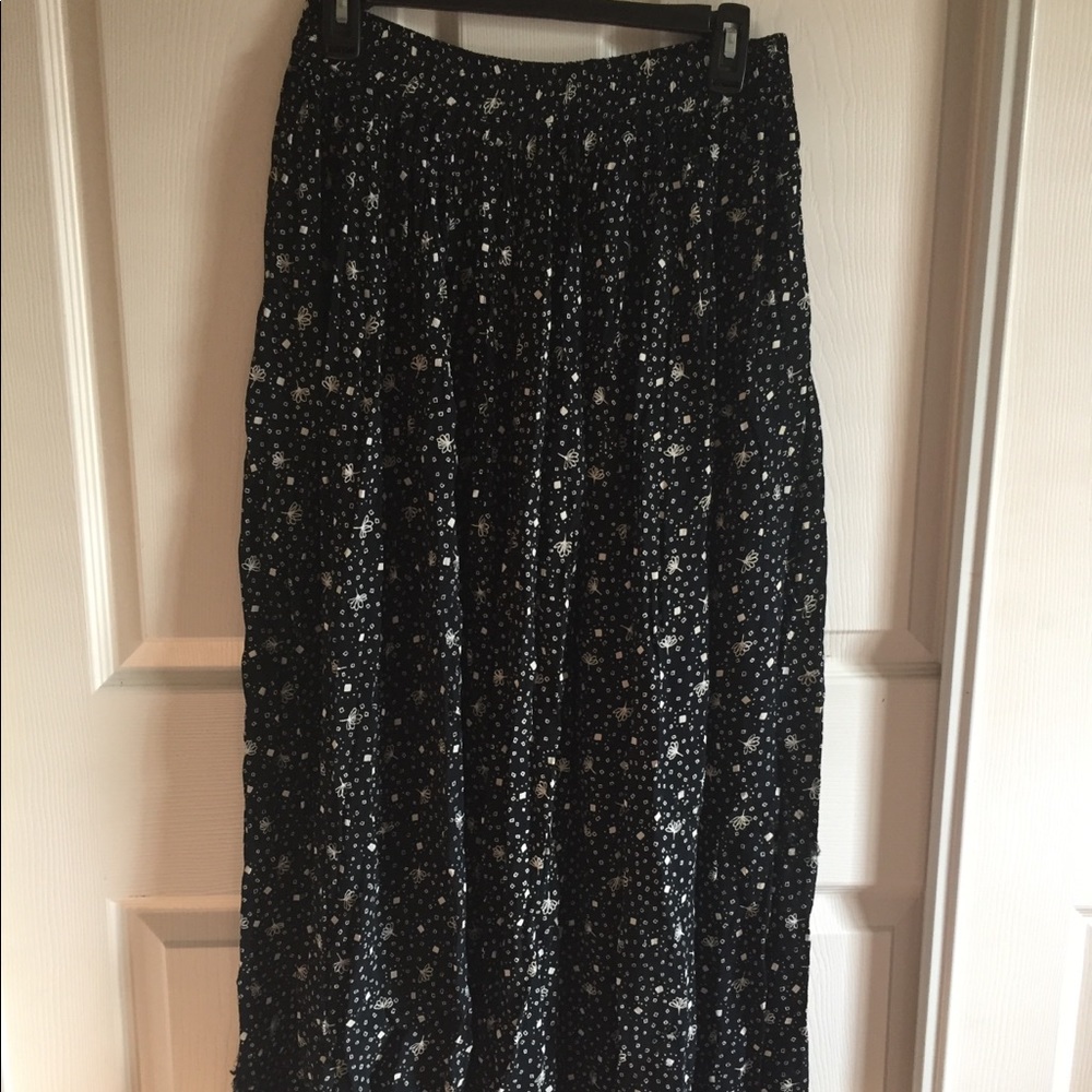 Indira Skirt
